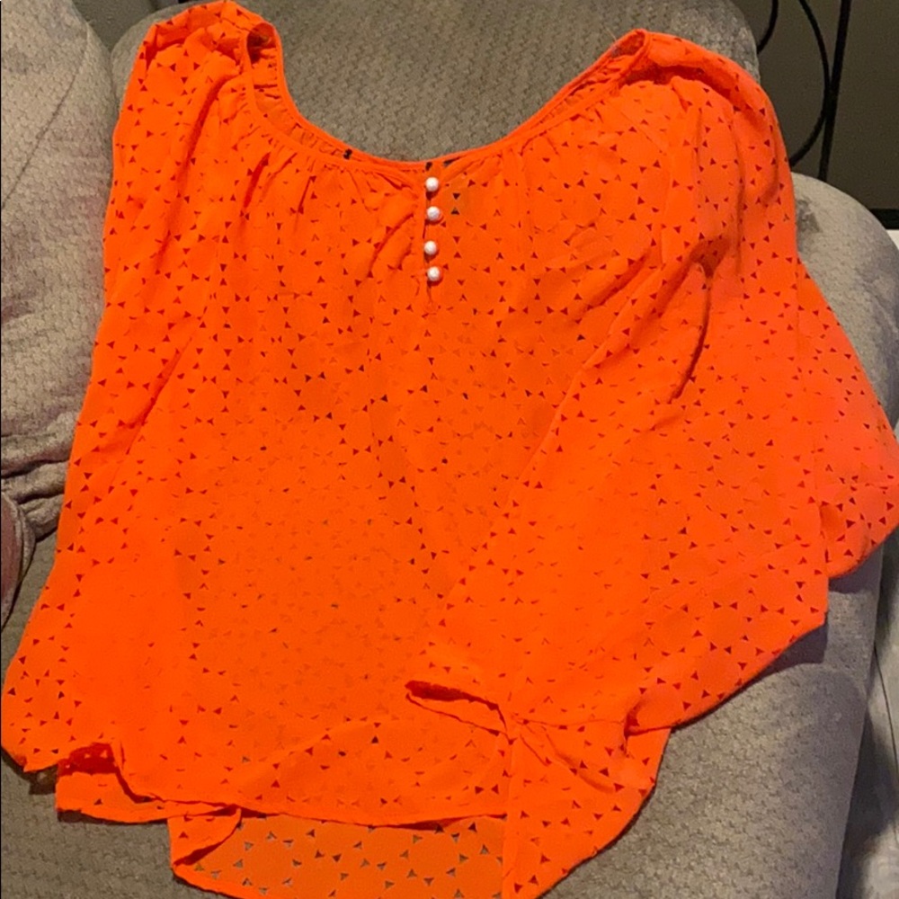 Short sleeve shirt